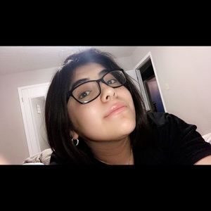 Meet your Posher, Rianna